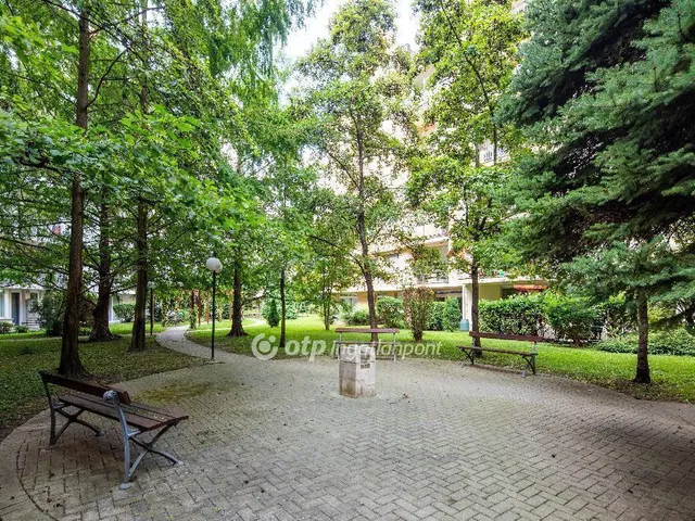 Eladó lakás Budapest I. kerület 95 nm