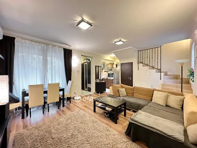 Eladó lakás Budapest III. kerület, Csillaghegy 70 nm