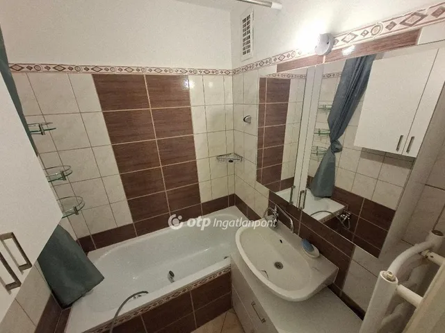 Eladó lakás Budapest XV. kerület 65 nm