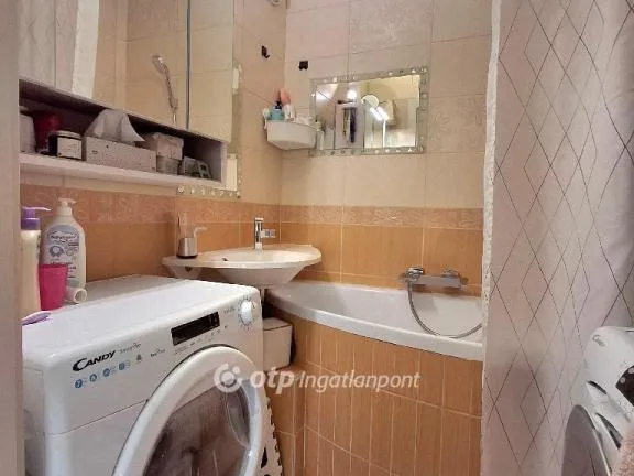 Eladó lakás Budapest XV. kerület 62 nm