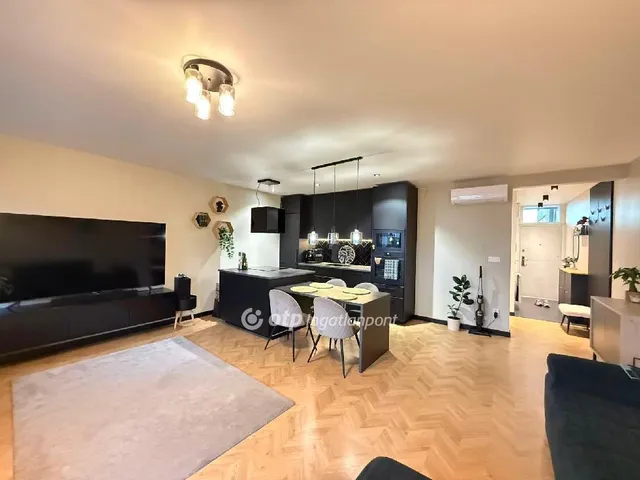 Eladó lakás Budapest X. kerület 55 nm