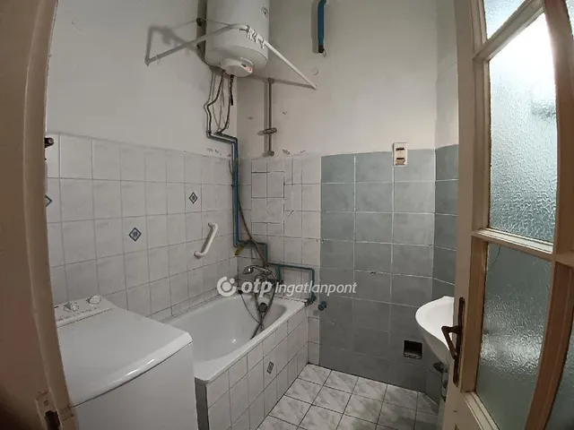 Eladó lakás Budapest VI. kerület 36 nm