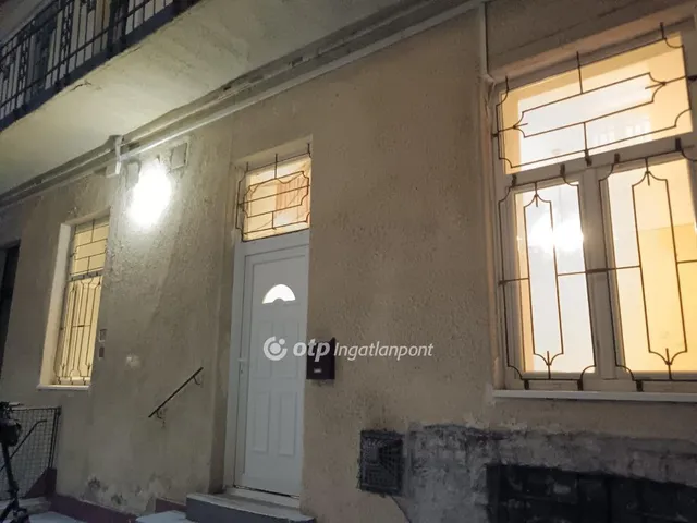 Eladó lakás Budapest VI. kerület 36 nm