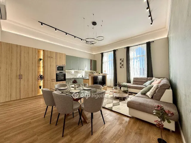 Eladó lakás Budapest VII. kerület 93 nm