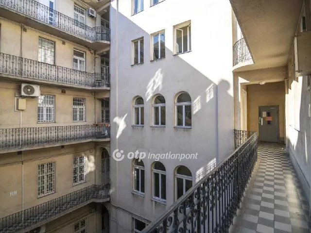 Eladó lakás Budapest VII. kerület 93 nm