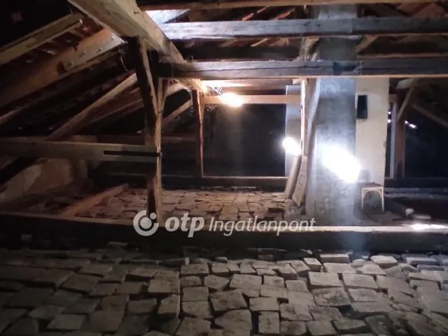 Eladó lakás Vác 101 nm