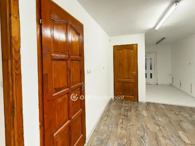 Eladó ház Csomád 162 nm