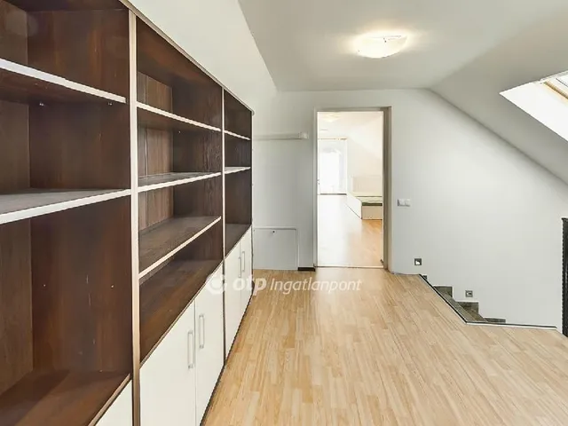 Eladó ház Csomád 162 nm