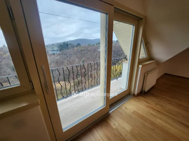 Eladó lakás Budapest XII. kerület, Farkasvölgy 145 nm