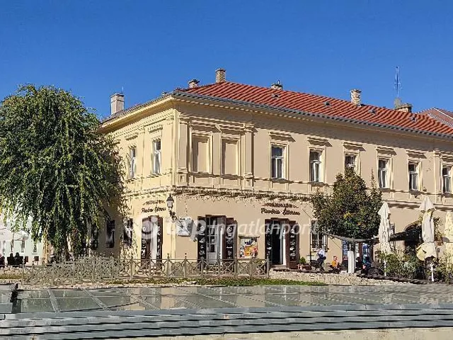 Eladó lakás Vác 101 nm