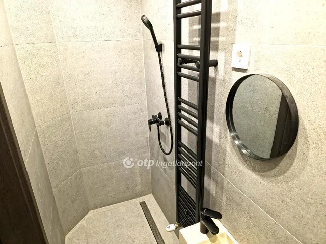 Eladó lakás Budapest XIII. kerület 117 nm