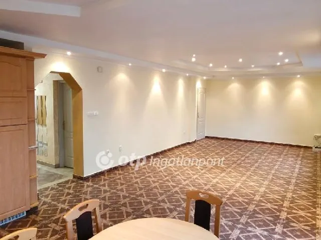 Kiadó ház Dunakeszi 154 nm