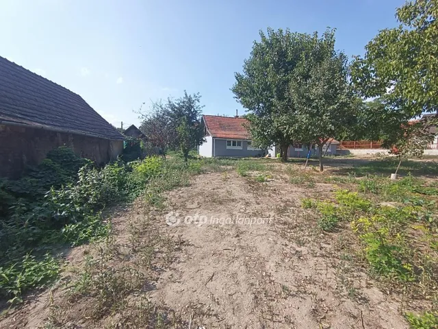 Eladó ház Pánd 74 nm