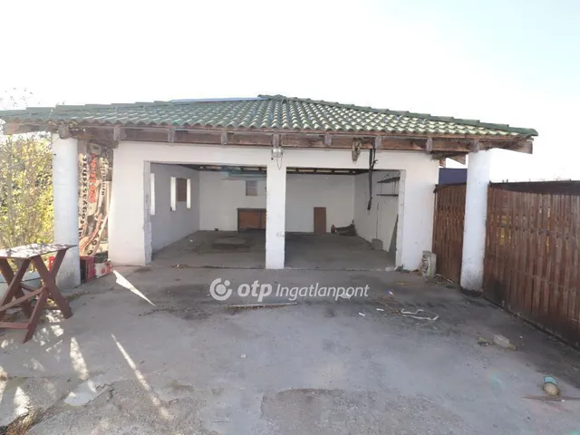 Eladó ház Ráckeve 213 nm