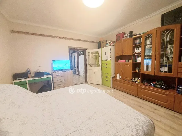 Eladó ház Kocsér 68 nm