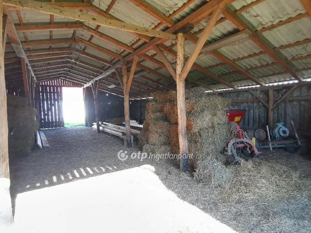 Eladó ház Dömsöd 288 nm