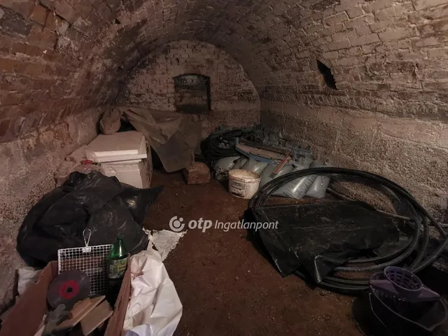 Eladó ház Dömsöd 288 nm