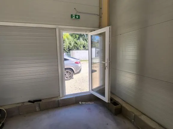 Eladó kereskedelmi és ipari ingatlan Piliscsaba 525 nm