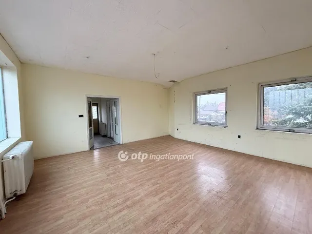 Eladó ház Budapest XVIII. kerület, Liptáktelep 192 nm