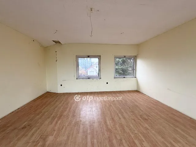 Eladó ház Budapest XVIII. kerület, Liptáktelep 192 nm