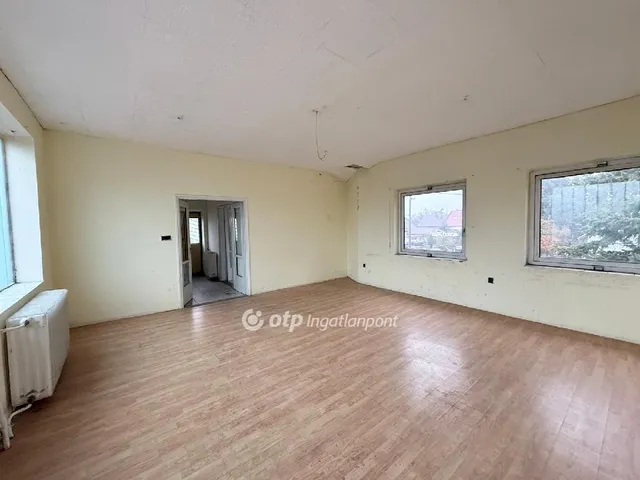 Eladó ház Budapest XVIII. kerület, Liptáktelep 192 nm