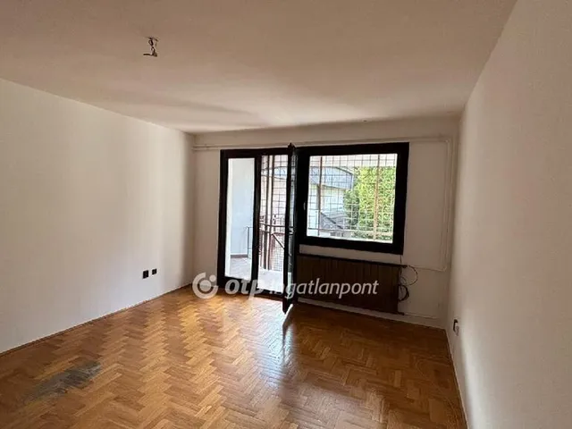 Eladó lakás Budapest XI. kerület 109 nm