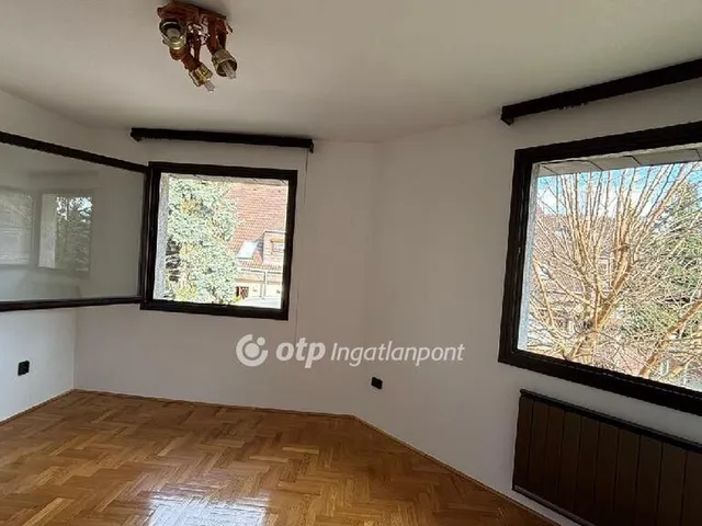 Eladó lakás Budapest XI. kerület 109 nm