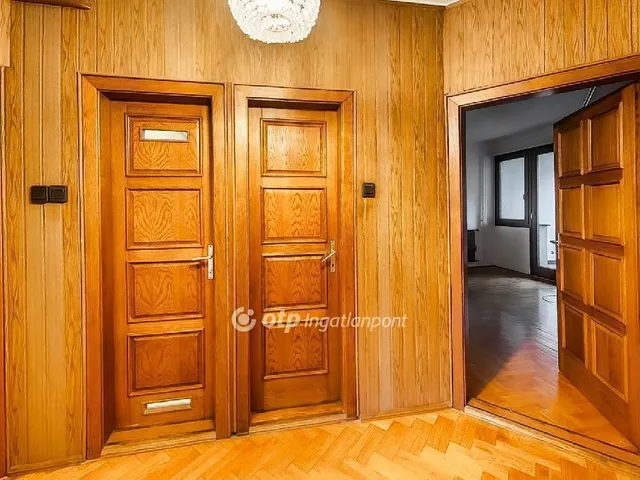 Eladó lakás Budapest XI. kerület, Albertfalva 109 nm