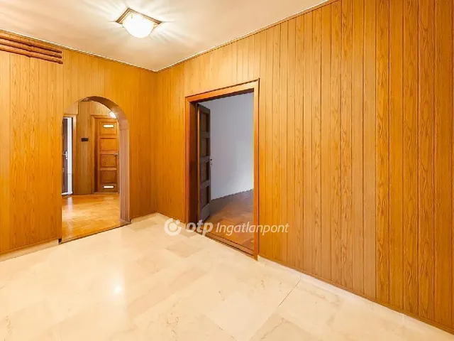 Eladó lakás Budapest XI. kerület 109 nm
