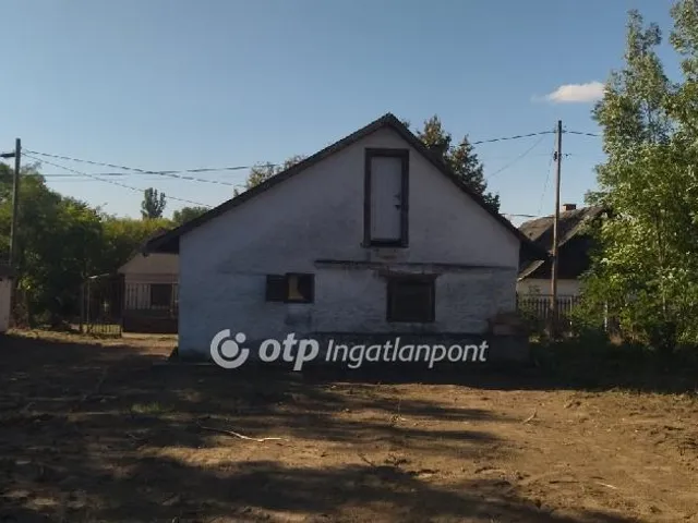 Eladó ház Tápióbicske 51 nm
