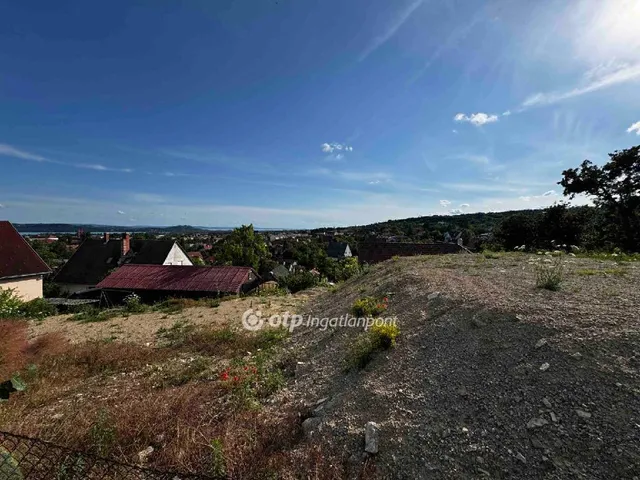 Eladó telek Balatonfüred 948 nm