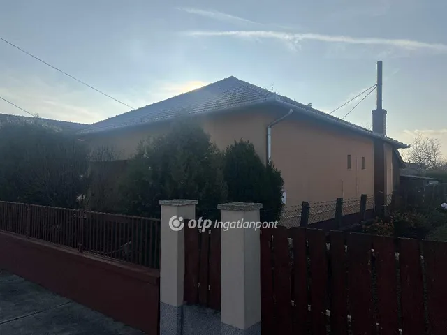 Eladó ház Tápiógyörgye 105 nm