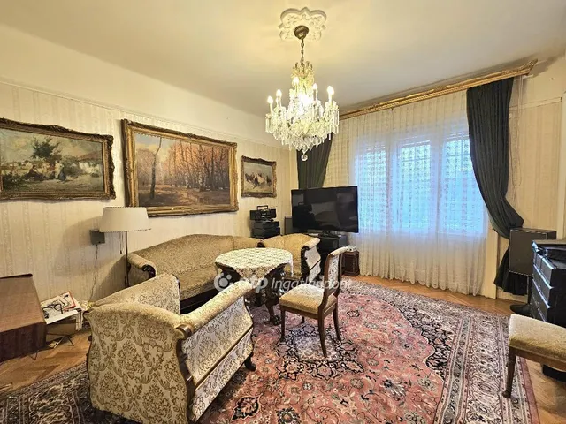 Eladó lakás Budapest I. kerület 102 nm