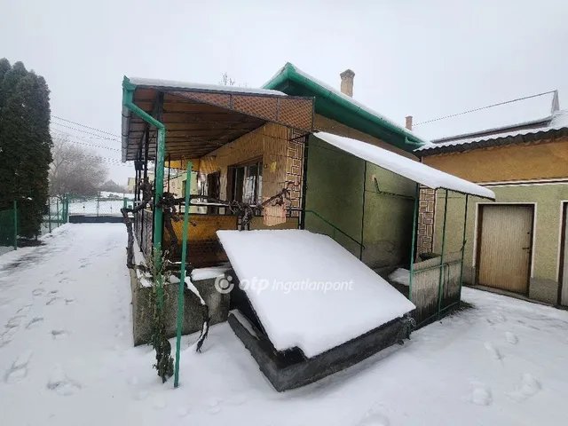 Eladó ház Vecsés 76 nm