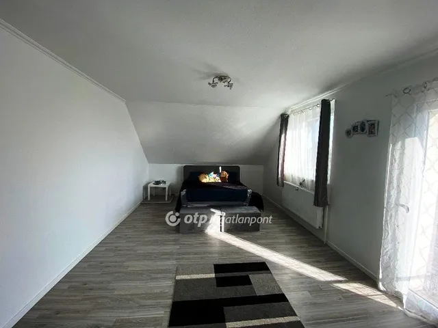 Eladó ház Szigetcsép 176 nm