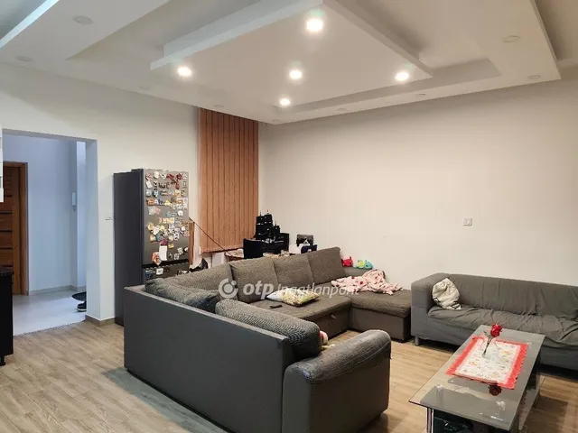 Eladó lakás Budapest VIII. kerület 88 nm