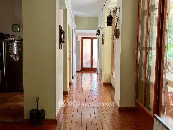 Eladó ház Budakalász 500 nm