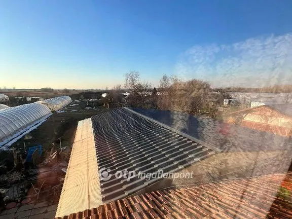 Eladó ház Szentlőrinckáta 220 nm