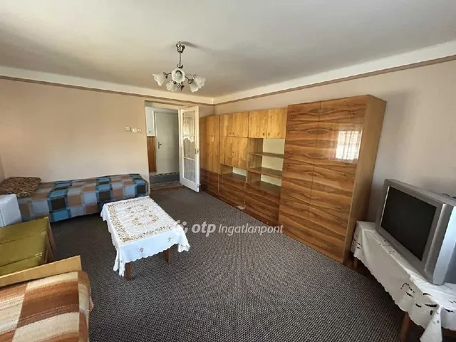 Eladó ház Bag 194 nm