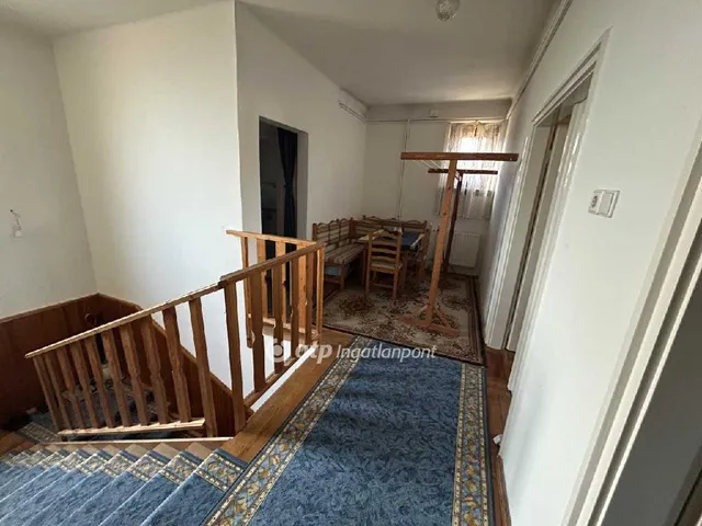 Eladó ház Bag 194 nm