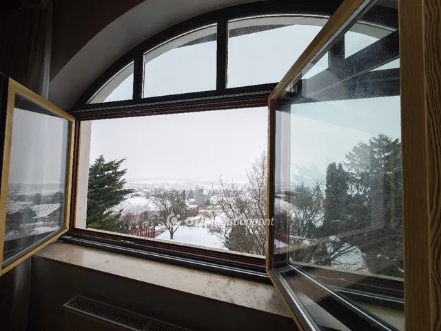 Eladó ház Budakalász 135 nm