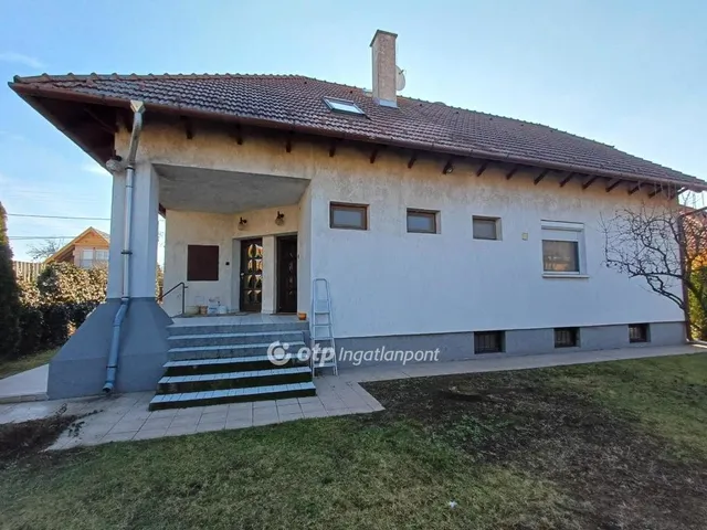 Eladó ház Budapest XVIII. kerület 172 nm