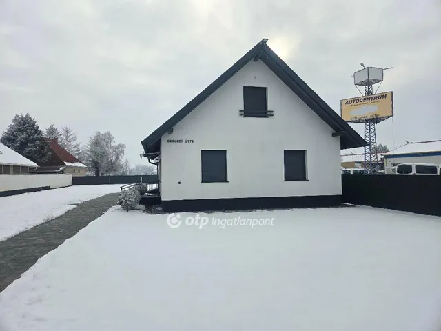 Eladó ház Abony 146 nm