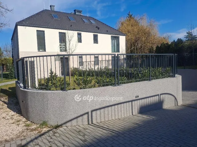 Eladó lakás Budapest III. kerület 88 nm