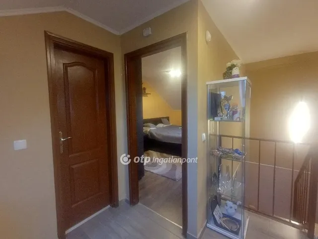 Eladó ház Üllő 92 nm