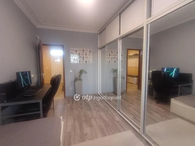 Eladó ház Üllő 92 nm