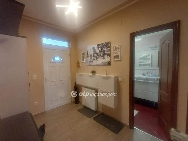 Eladó ház Üllő 92 nm