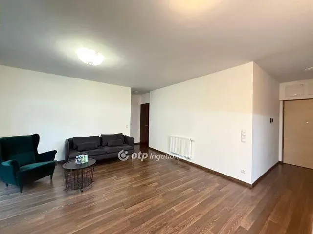 Eladó lakás Budapest VIII. kerület, Corvin negyed 51 nm