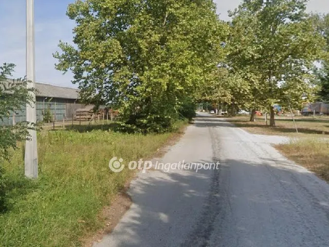 Eladó kereskedelmi és ipari ingatlan Baktalórántháza 56000 nm
