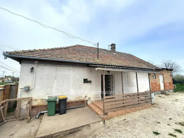 Eladó ház Abony 98 nm
